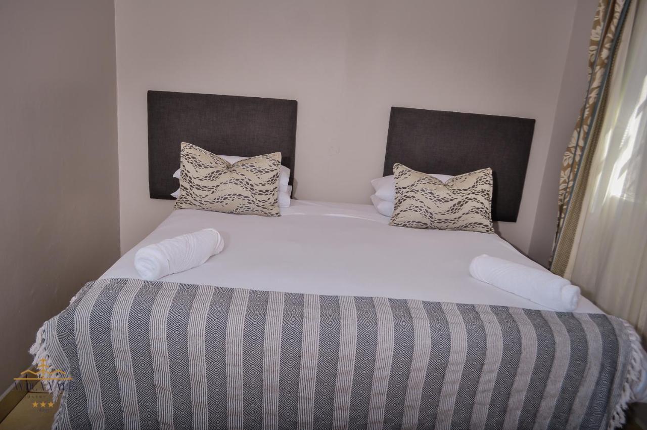 Avoca Vale Country Hotel Louis Trichardt Esterno foto