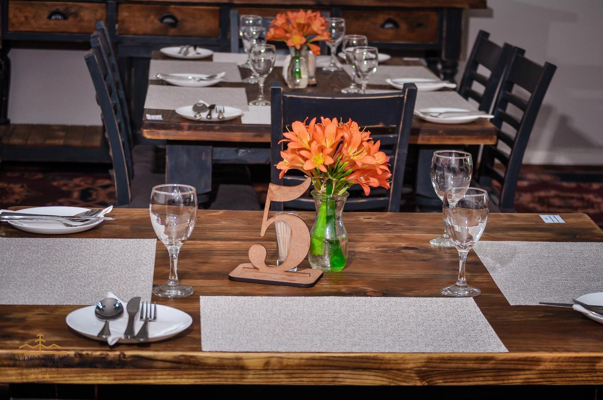 Avoca Vale Country Hotel Louis Trichardt Esterno foto